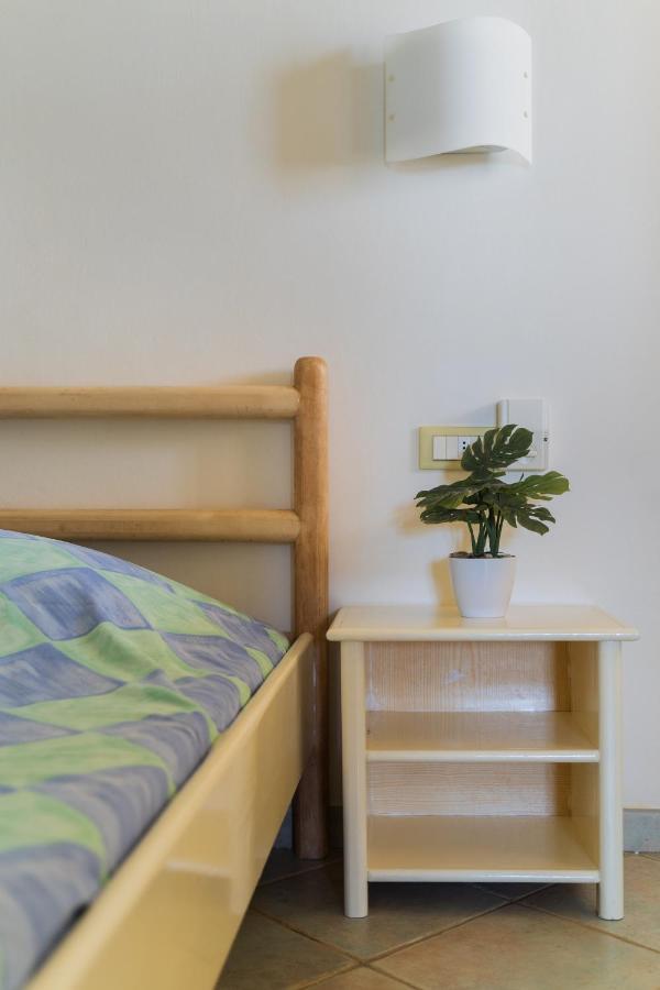 Lovely Beach Front Apartment In Santa Maria Buitenkant foto
