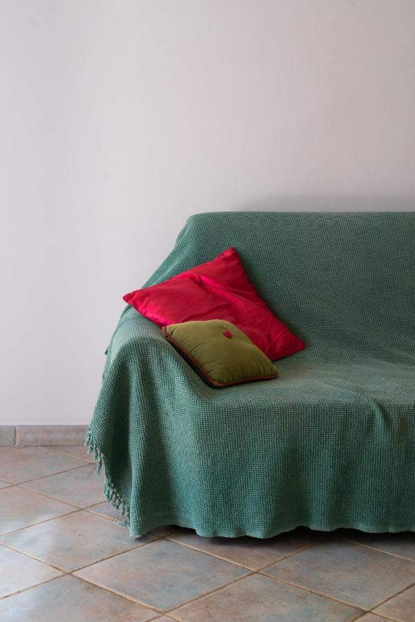 Lovely Beach Front Apartment In Santa Maria Buitenkant foto